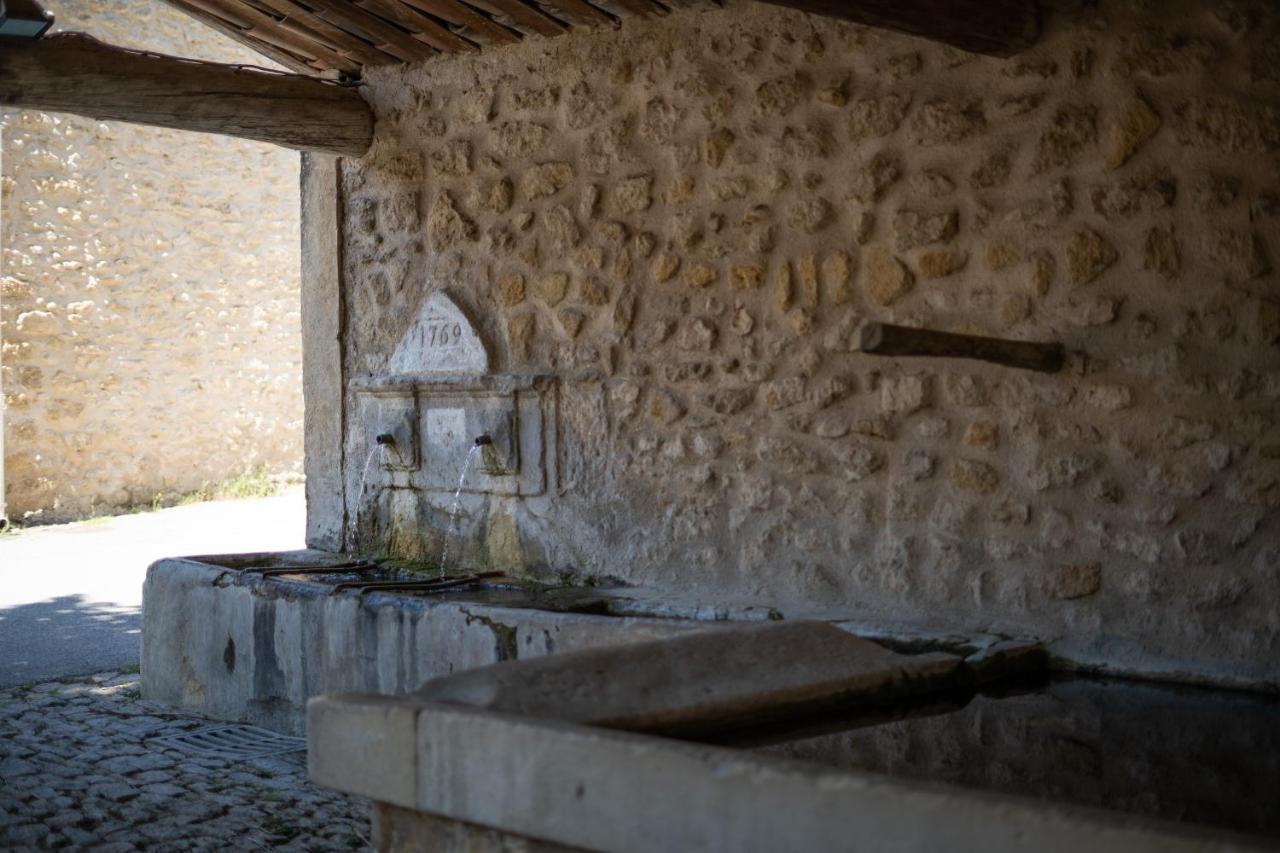 Une Chambre En Luberon Puyvert Eksteriør billede